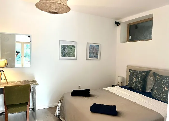 Vadrozsa Kertkapcsolatos Appartement