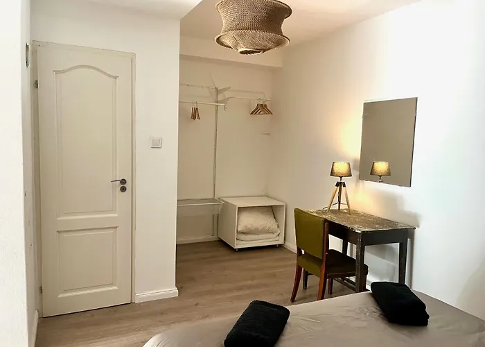 Vadrozsa Kertkapcsolatos